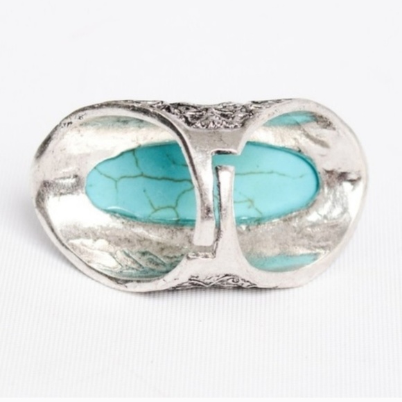 Oversized Bohemian Filigree Turquoise Ring - Picture 3 of 5